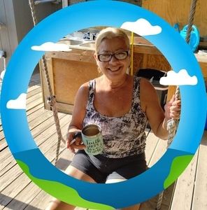 Meet your Posher, Rebecca